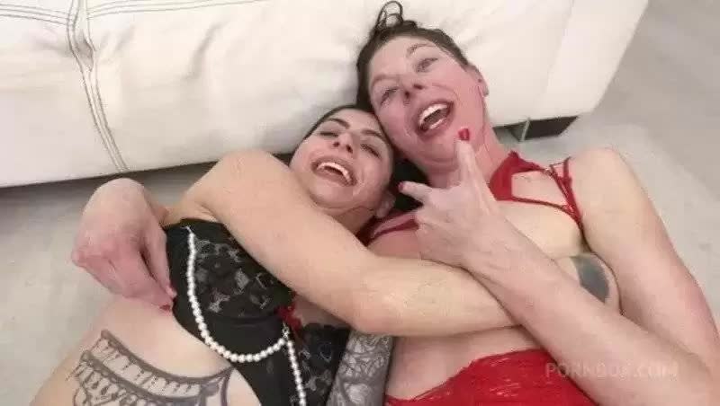 Pornbox 6On2 Kaitlyn Katsaros Alice Maze 100 Hellwet Throw Up Wars With Brutal Fisting Porn Video