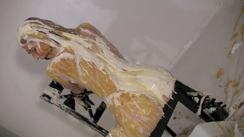 Vika Goes Extreme For Messygirl Porn Video
