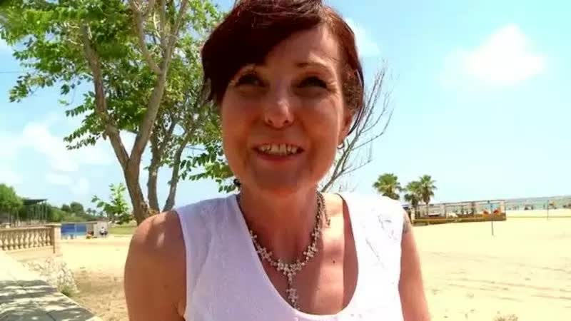 Joyce, Cougar Vorace, Soffre Des Vacances Grce Son Cul Voisines Porn Video