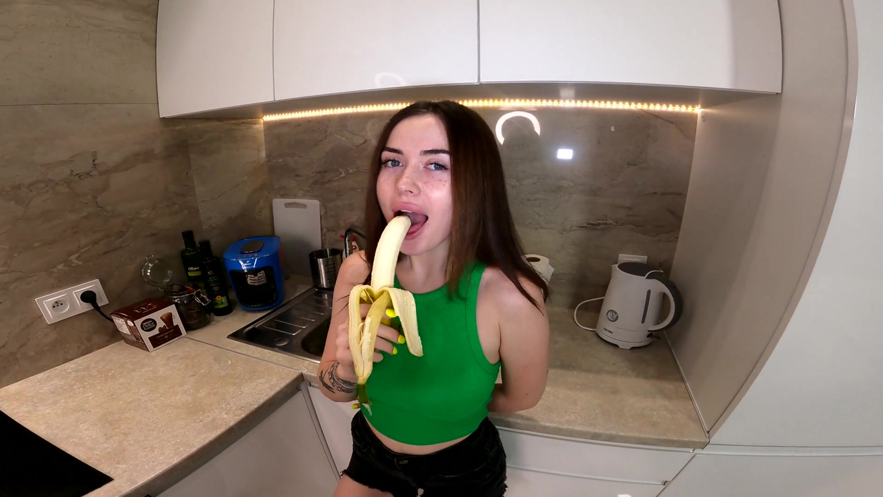 Sexy Girl With Big Juice Ass And Perfect Natural Tits Sucks Big Dick And Fucks In Doggy Porn Video