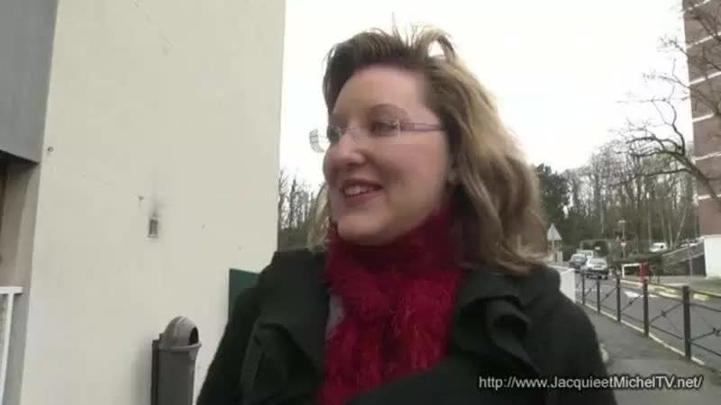 Julie, Institutrice, Premire Sodomie Voisines Porn Video