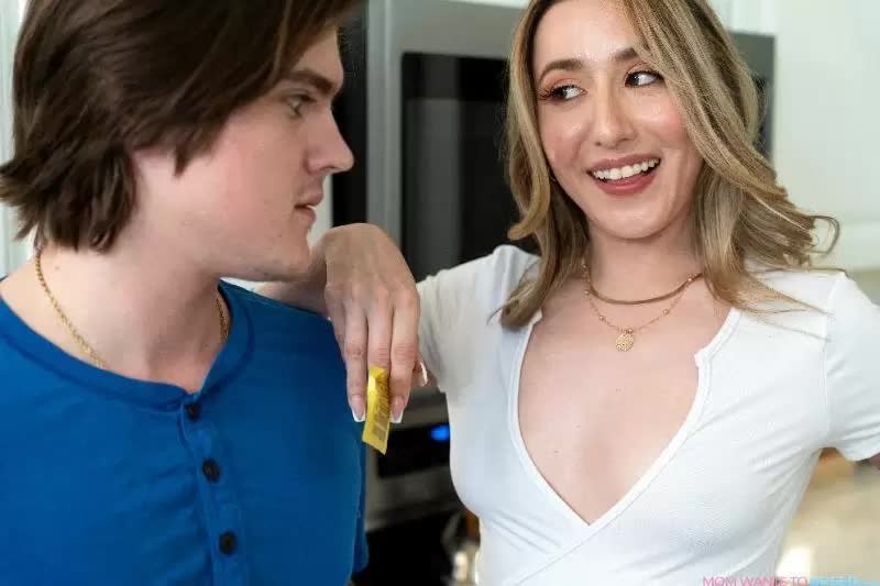 Sophia Cruise Preparing For My Stepsons Big Date 12-09-2026 Porn Video