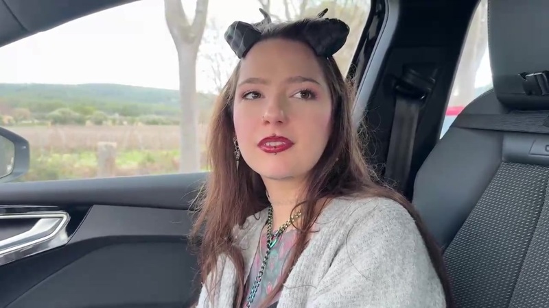 Jacquieetmicheltv Granny Donuts 28 Years Old, Comes To Continue Her Porn Video